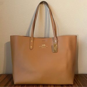 Coach City Town Tote Bag Large Light Saddle Tan Brown Leather Purse